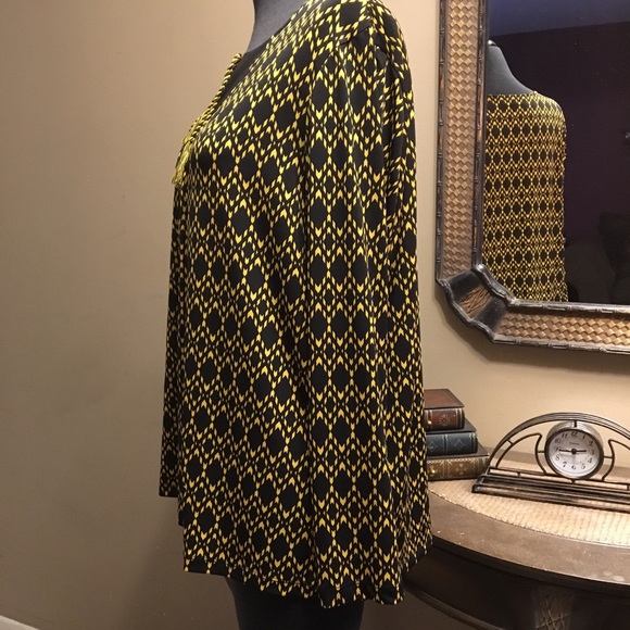 SUSAN GRAVER Liquid Knit Tan Chevron Tunic size XL - Picture 4 of 7